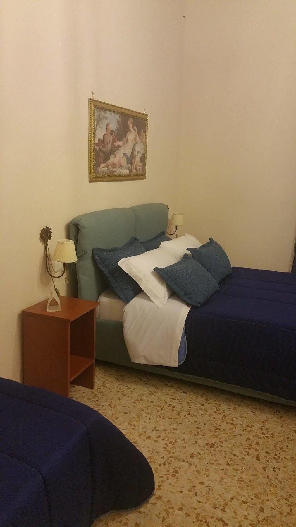 Couette-café Rochel 3*